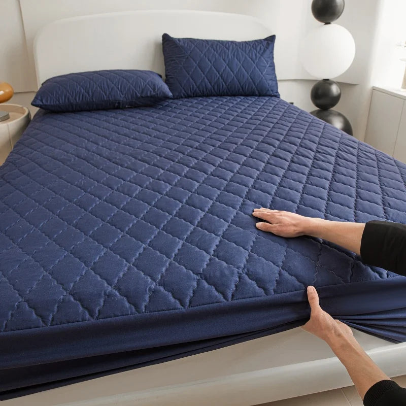 Wasserdichter Matratzenschoner – Gesteppter Schutz für Queen & King Size Betten NOOR08