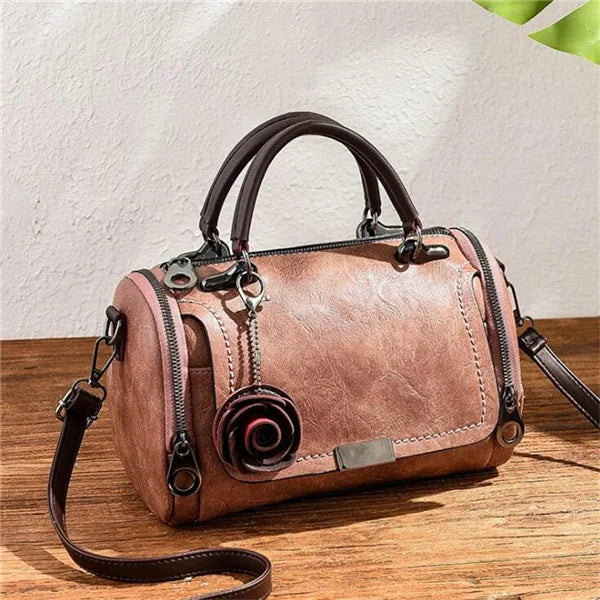 Damen Schultertasche | Boston Handbag mit Blumenanhänger & Crossbody NOOR08