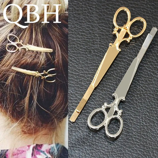 Elegante Tiara und Haarspangen für Bräute. Perfektes Hochzeits-Haaraccessoire mit stilvollen Details für einen unvergesslichen Look.

