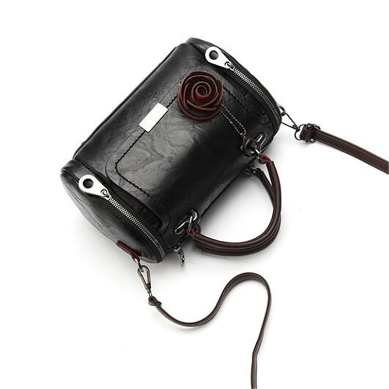 Damen Schultertasche | Boston Handbag mit Blumenanhänger & Crossbody NOOR08