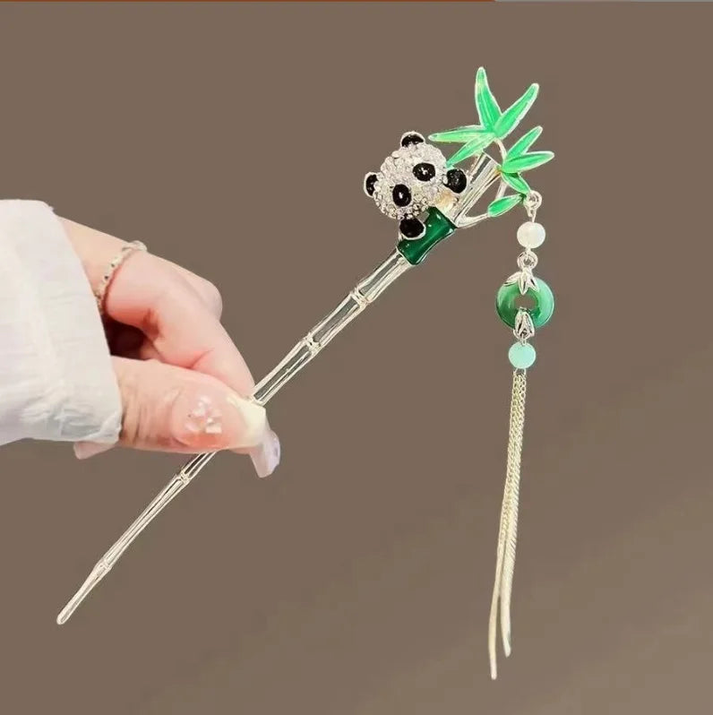 Eleganter chinesischer Haarstab mit Blumen und Quaste NOOR08