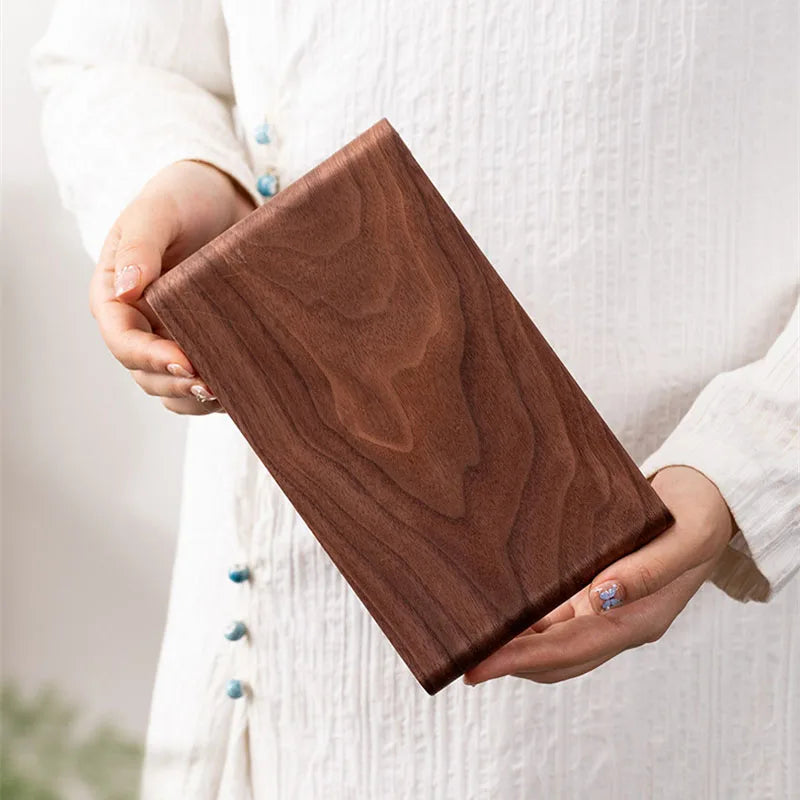 Japanisches Holztablett | Elegante Servierplatte aus Walnuss NOOR08