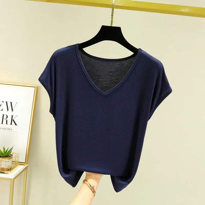 Modisches Modal-T-Shirt mit V-Ausschnitt, schmale Passform, Sommer NOOR08