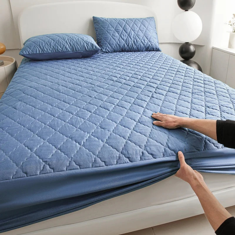 Wasserdichter Matratzenschoner – Gesteppter Schutz für Queen & King Size Betten NOOR08