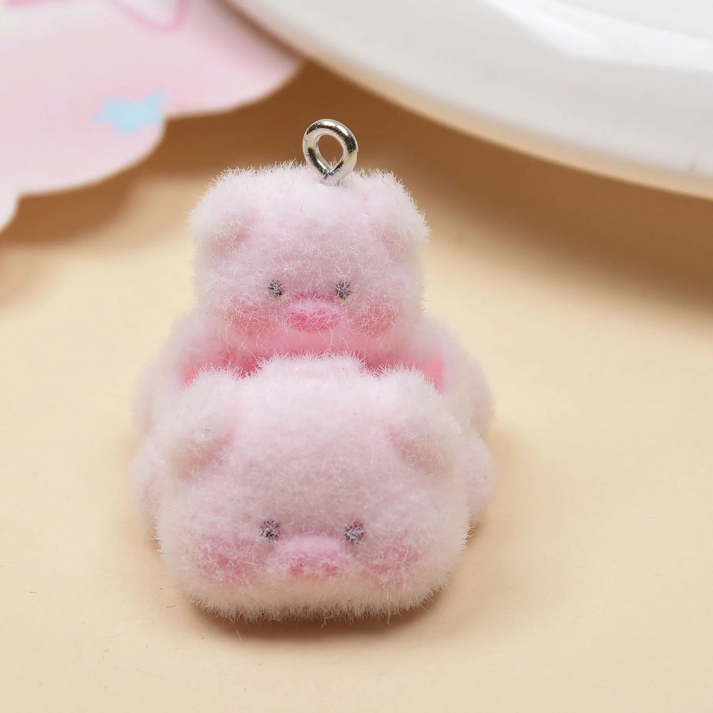 Plüsch Harz Tier Anhänger Schweinchen Schmuck NOOR08