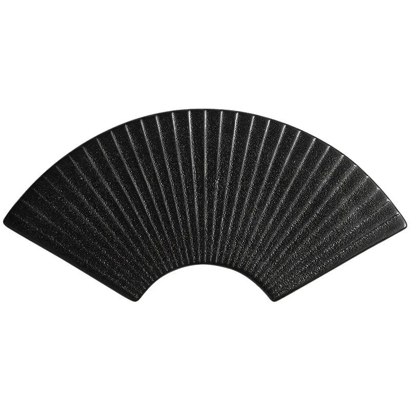 Japanisches Sushi-Teller-Set – Matte Keramik Fächerplatten (4 Stk) NOOR08