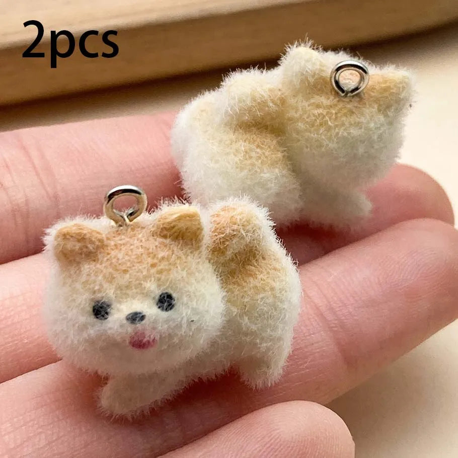 Mix 2/5 Stück Harz Beflockung Hund Anhänger DIY Schmuck NOOR08