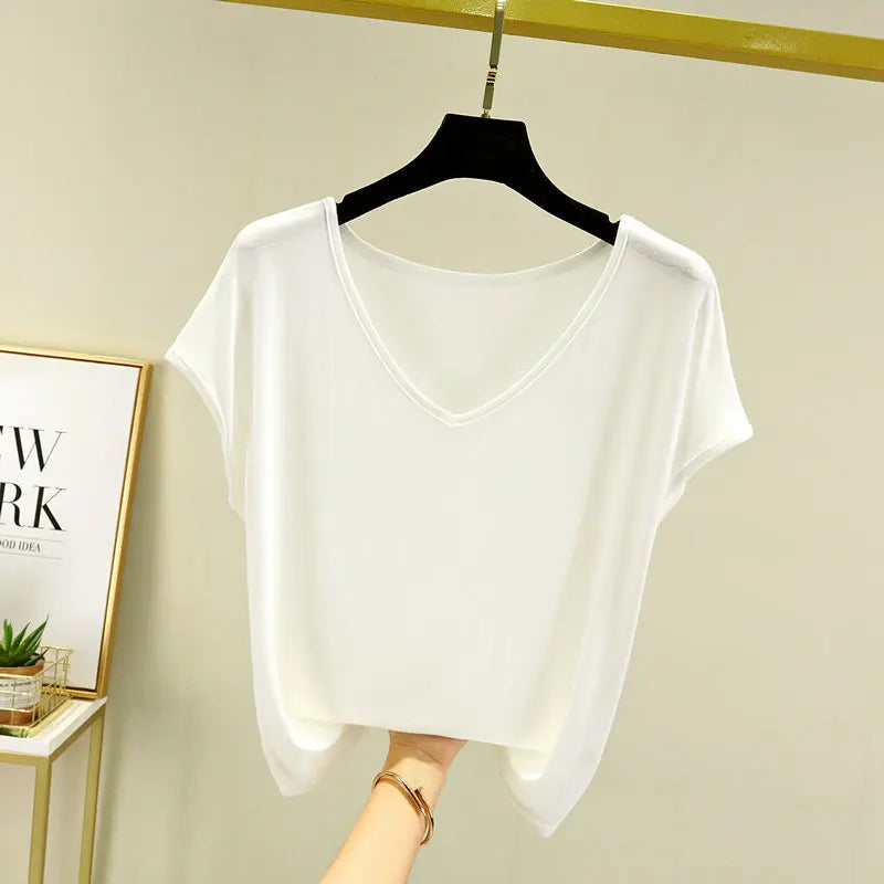 Modisches Modal-T-Shirt mit V-Ausschnitt, schmale Passform, Sommer NOOR08