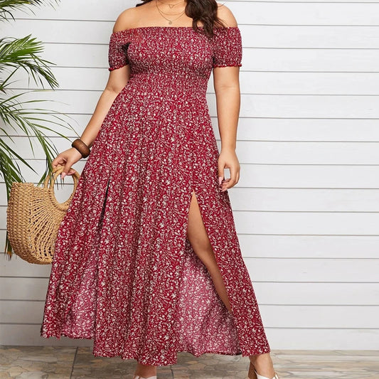 Sommerliches, schulterfreies Boho-Maxi-Kleid mit Blumenprint. A-Linie-Schnitt und hohes Beinschlitz-Design für einen eleganten, entspannten Look. In Übergröße bis 4XL erhältlich.


