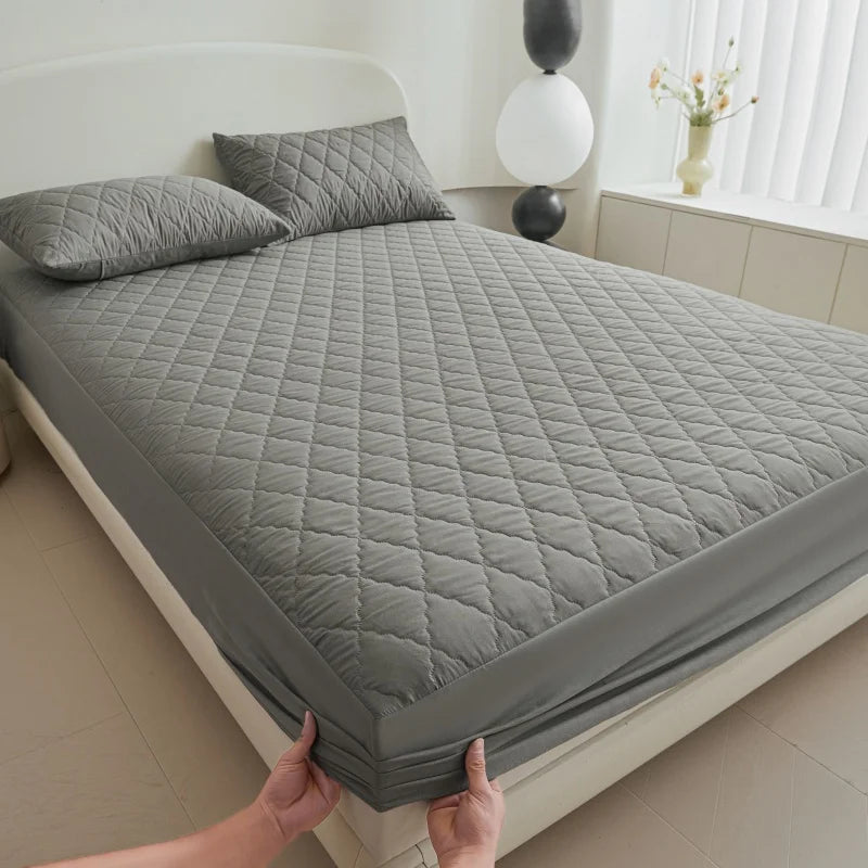 Wasserdichter Matratzenschoner – Gesteppter Schutz für Queen & King Size Betten NOOR08