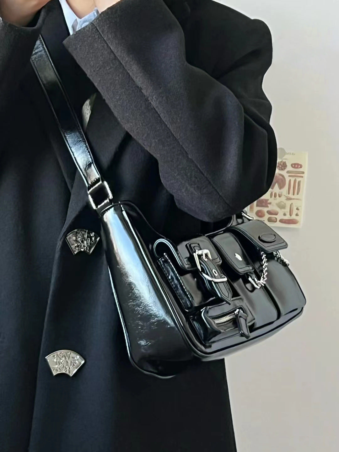 Damen Schultertasche – Hongkong Style Motorrad Bag mit Kette NOOR08