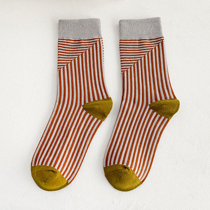 Mittellange Socken mit Farbstreifen – Modisch & Bequem NOOR08