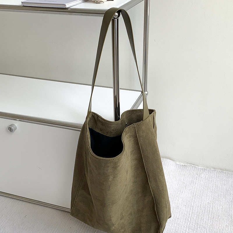 Damen Wildleder Tote – Vintage Schultertasche groß für Herbst & Winter NOOR08